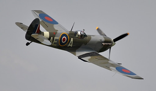 Spitfire%20Mk%20V%20with%20clipped%20wings.jpg