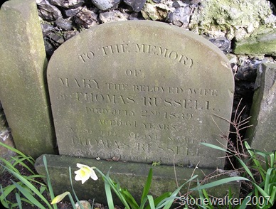 Russell Mary Thomas headstone