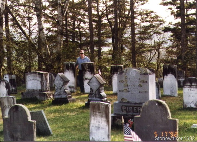 [Tirrill Seth Azuba graves in Piper Hill Cemetery[9].jpg]