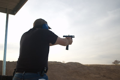AZR Shooting a Glock 19