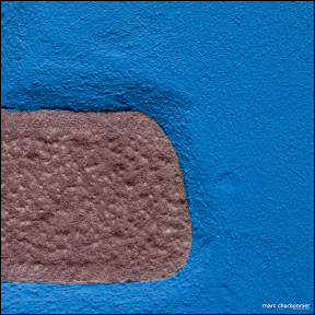 mur bleu.jpg