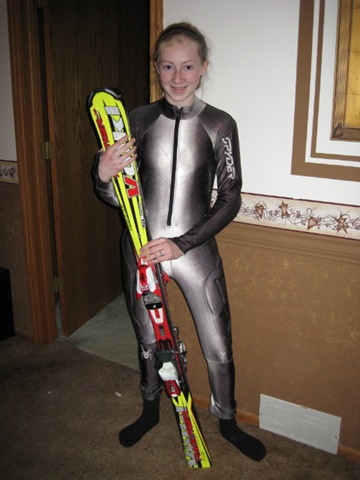 [Laura ski-1[6].jpg]