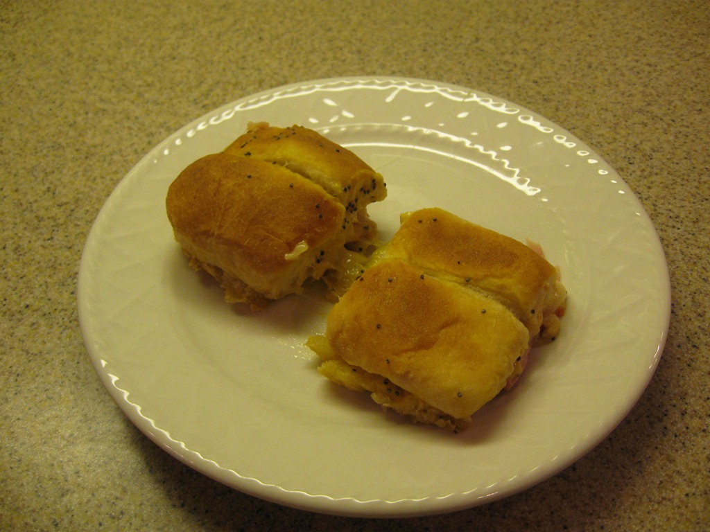 [ham and cheese biscuits 014.jpg]