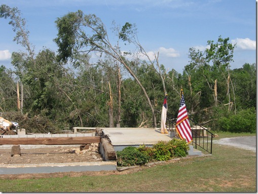 tornado april 2011 021