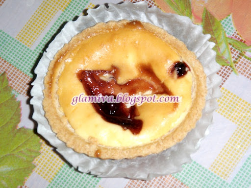 review blueberry cheese tart from mark bakery damai