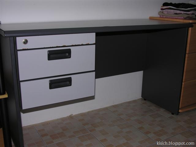 [Grey Office Desk $60.00 (Small)[2].jpg]