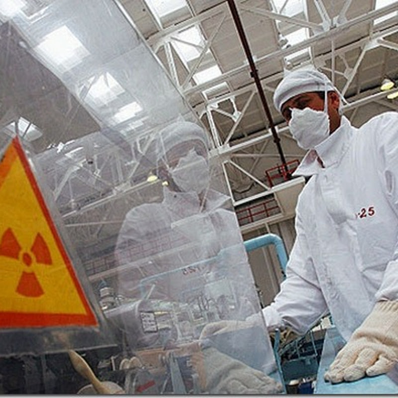 «Фукусима» повышена до Чернобыля…
