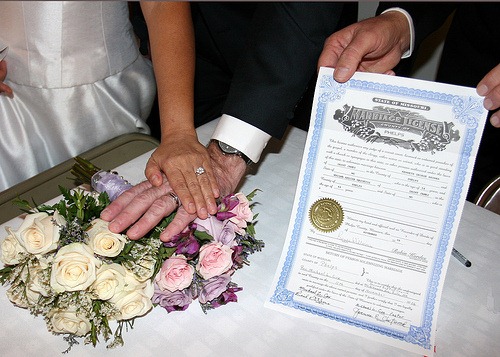 [470435058_10b989b1f3[3].jpg]