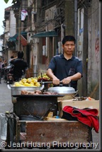 Moving Street Vendor - Changsha, Hunan, China