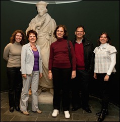 De Braziliaanse delegatie, met in het midden de Rijksarchivaris van Brazilie, mw Claudia Lacombe Rocha; foto KB, Jos Uljee
