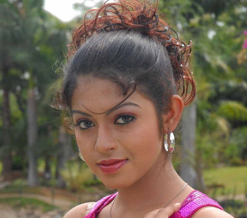 Prathista Photo Shoot big  show