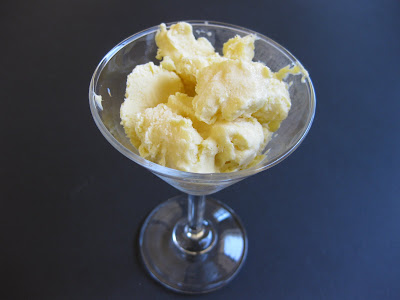 photo of a serving of mango ice cream
