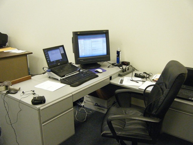 [new desk[4].jpg]