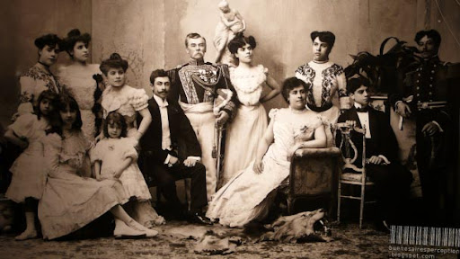 Wealthy Family with unknown Whereabouts at the Turn of the Century in Buenos Aires Argentina