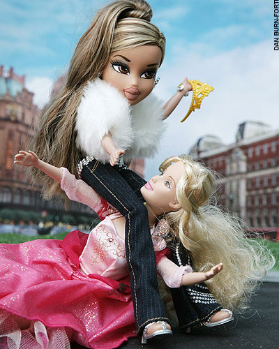 Barbie VS Bratz
