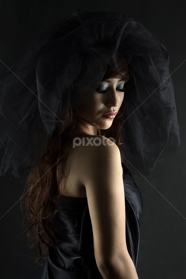 silent lady by Arifin Pane - People Portraits of Women