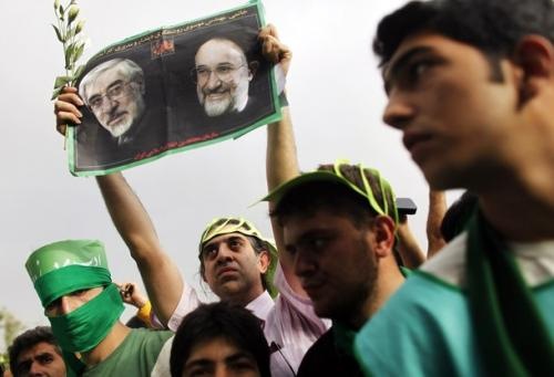 [iran-election-rally.preview[3].jpg]