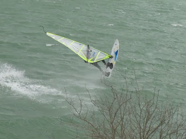 vlcsnap-2010-10-10-11h07m56s247.jpg