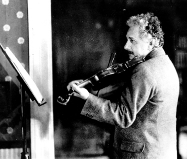 Эйнштейн со скрипкой...