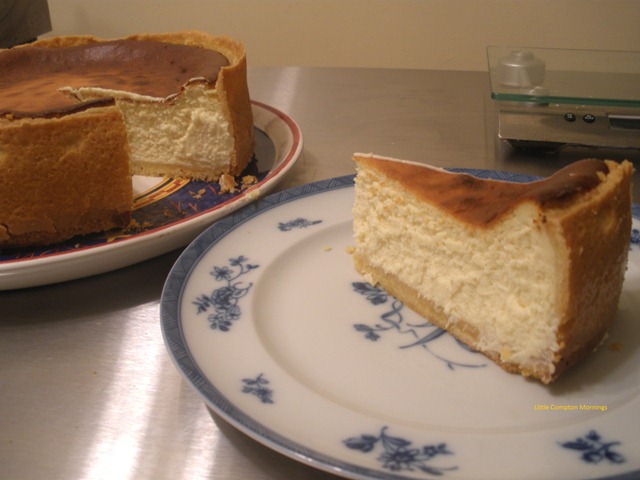 [Cheesecake cut[3].jpg]