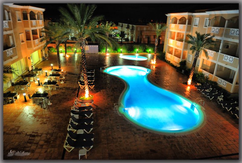 piscinahdrconpiscina.jpg