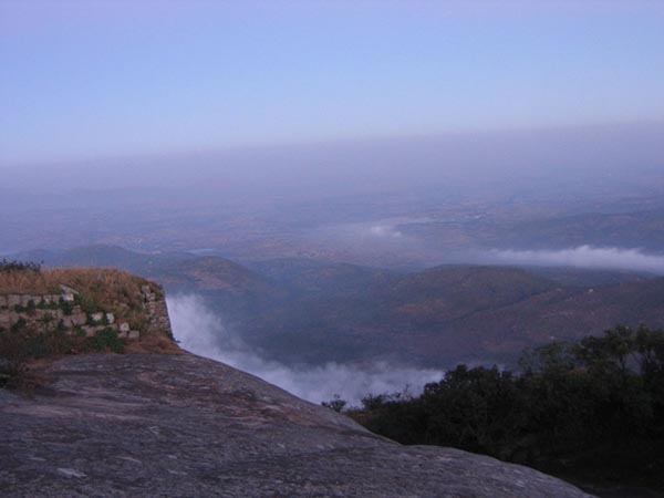 Kalavaarahalli betta [skanda giri] - A view