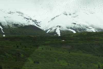 [DSC05747 Mountains with fresh snow[2].jpg]