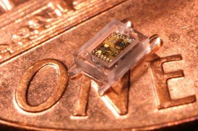 Designed for use in an implantable eye-pressure monitor, University of Michigan researchers developed what is believed to be the first complete millimeter-scale computing system. Greg Chen