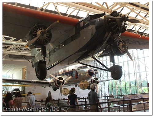 Ford 5-AT Trimotor and Douglas DC-3