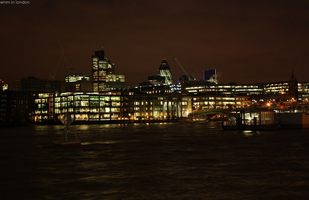 [London Bankside by Night 2[6].jpg]