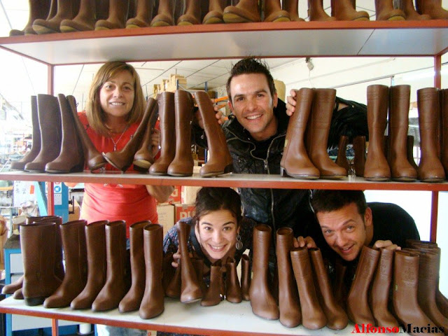 Marta Valverde y componentes de Mamma Mia