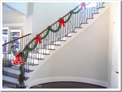 Honey We're Home: Our Sparkly Christmas Staircase