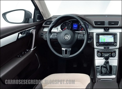 2011-VW-Passat-25