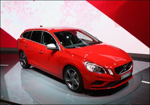 02-2011-volvo-s60-v60-r-design-paris