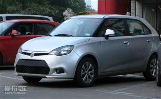 MG3-in-blue-and-red7