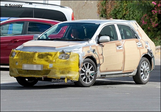spyshots-toyota-corolla-hatchback-hybrid-medium_1