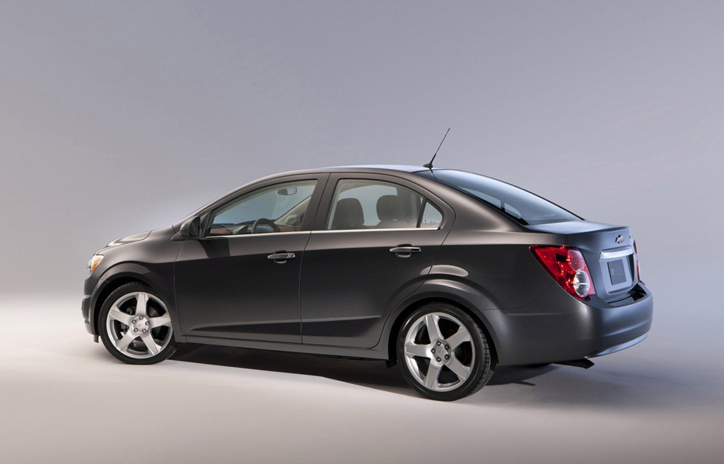 [sonic-sedan002[7].jpg]