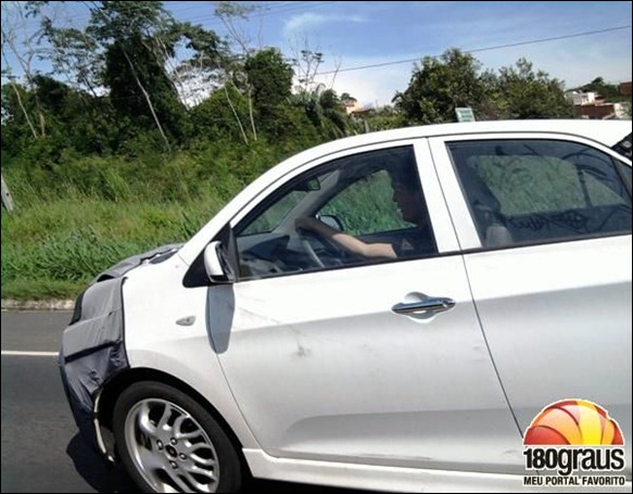 Novo Kia Picanto 2012 é flagrado no Nordeste