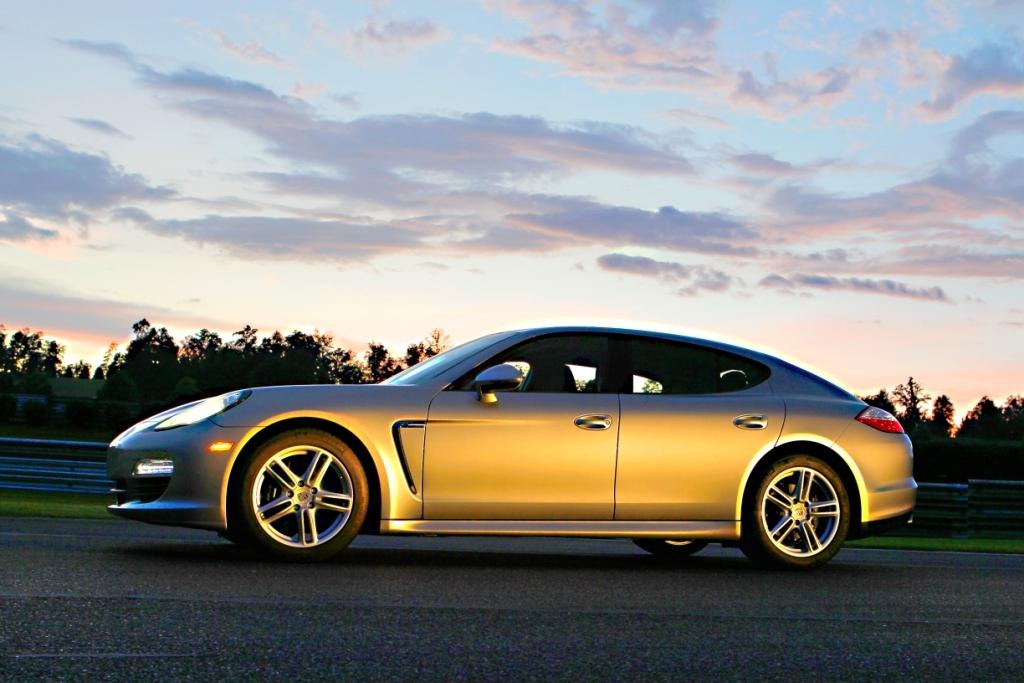 [Panameralateral9.jpg]