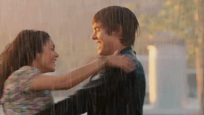 Dan%C3%A7ando%20na%20chuva.png
