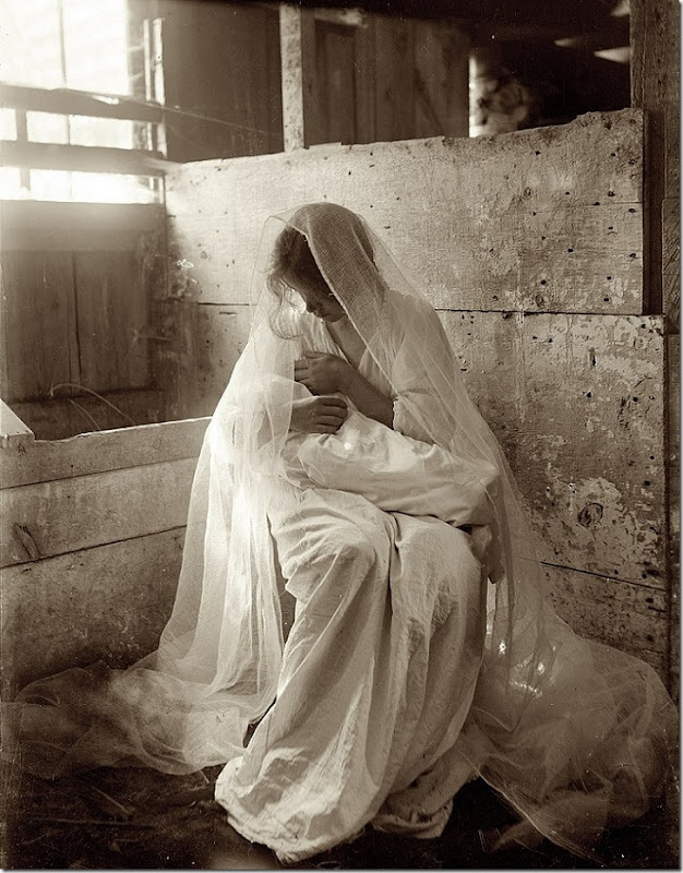 Nativity by Gertrude Kasebier c. 1901