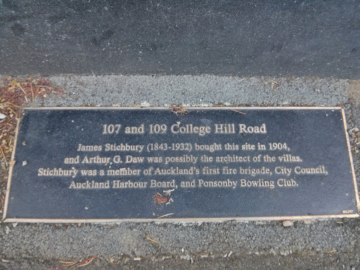 107 and 109 College Hill Road