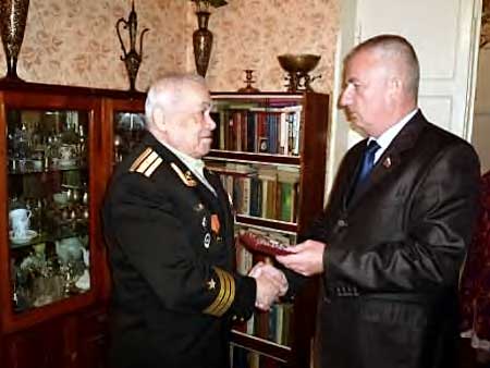 Капитан третьего ранга в отставке, североморец Юрий Александрович Гмиро