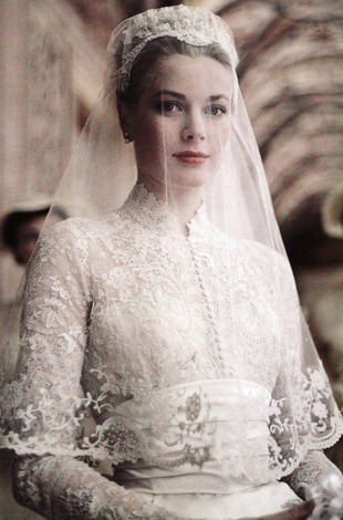 [grace-kelly-bride-[11].jpg]