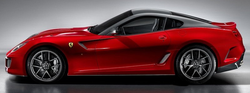 [Ferrari-599_GTO_2011_800x600_wallpaper_02[3].jpg]