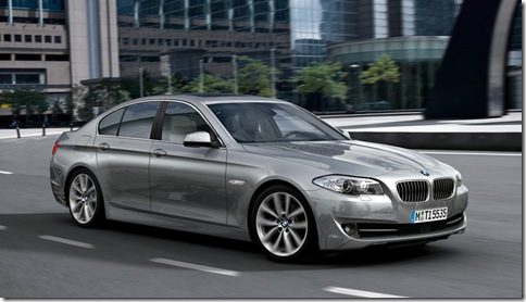 BMW-5-Series_2011_800x600_wallpaper_01