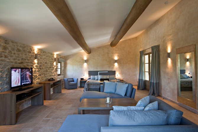 [avignon-bastidevallatp960-112.jpg]