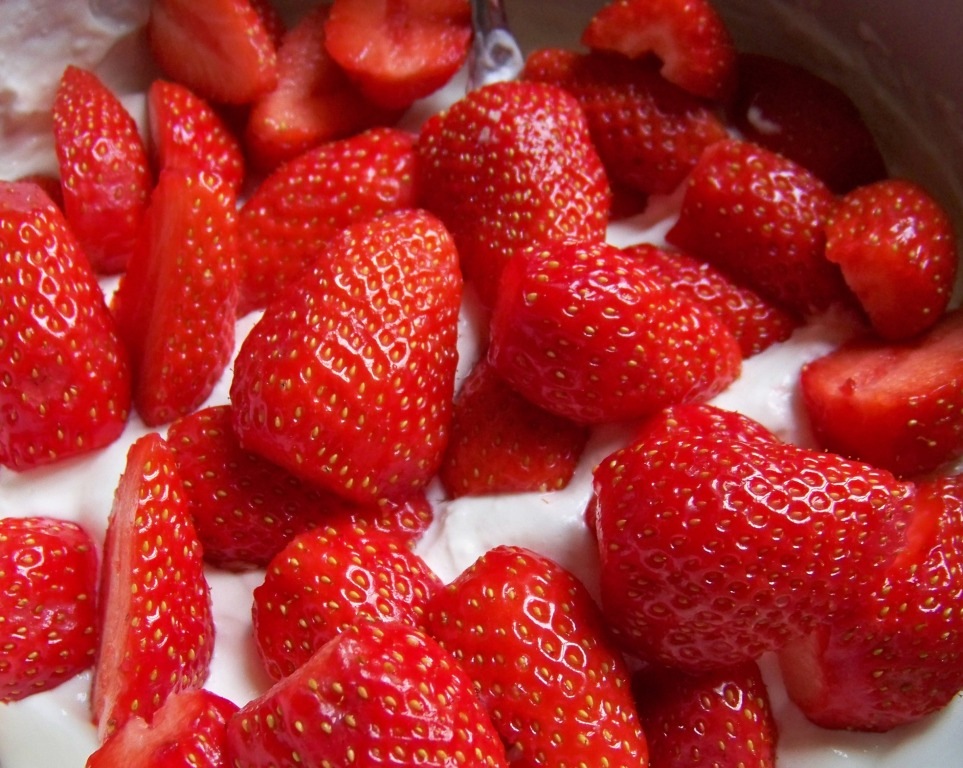 [fraises yaourt 1[4].jpg]
