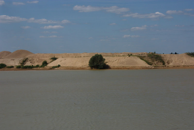 Подмосковная пустыня - карьер в Сычево.