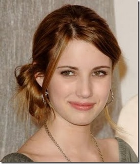 emma-roberts-side-chignon-hairstyle